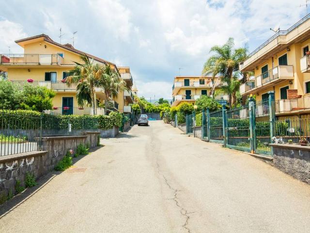 Palazzo / Stabile in vendita a Mascali CT