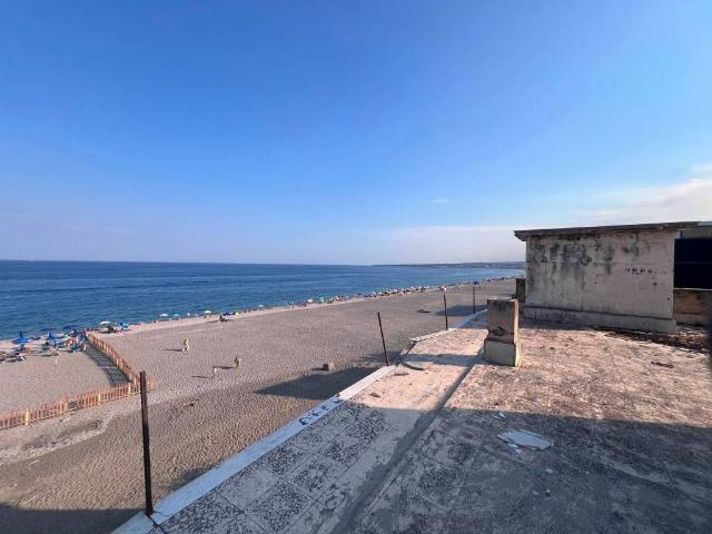 Palazzo / Stabile in vendita a Mascali CT