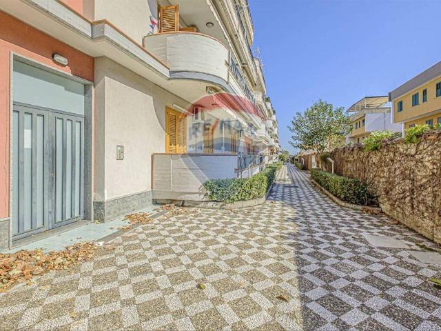 Palazzo / Stabile in vendita a Mascali CT