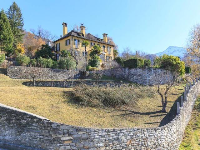 Palazzo / Stabile in vendita a Masera VB