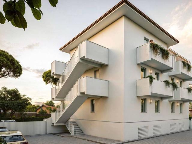 Palazzo / Stabile in vendita a Massa MS