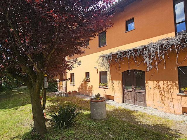 Palazzo / Stabile in vendita a Marentino TO