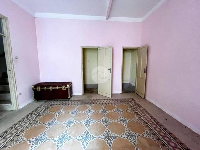 Palazzo / Stabile in vendita a Marineo PA