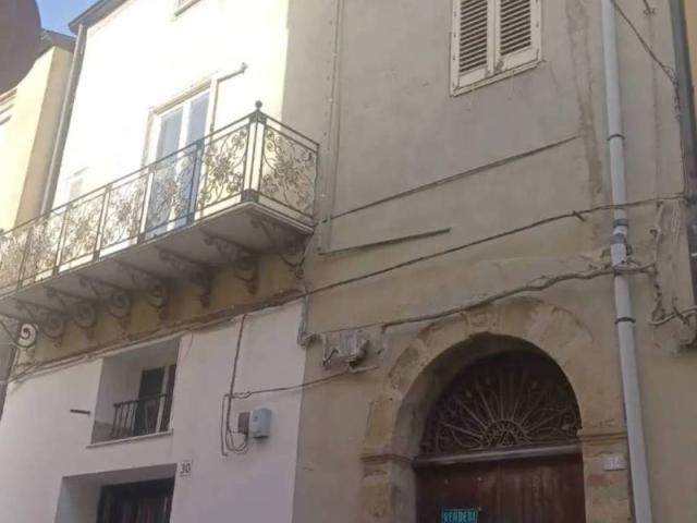 Palazzo / Stabile in vendita a Mazzarino CL