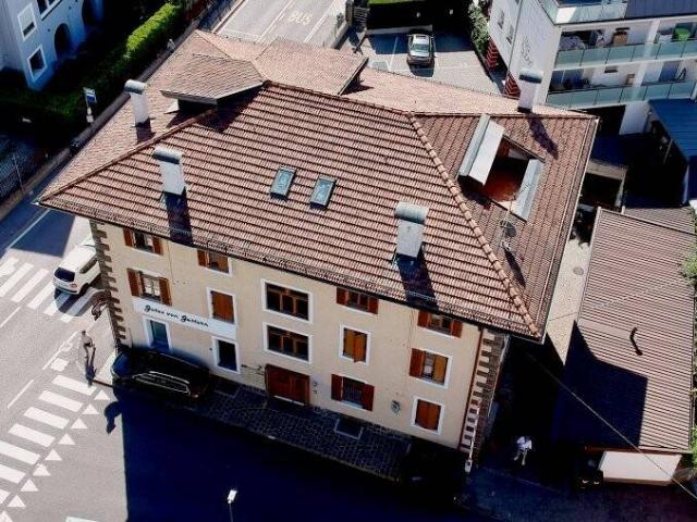 Palazzo / Stabile in vendita a Merano BZ