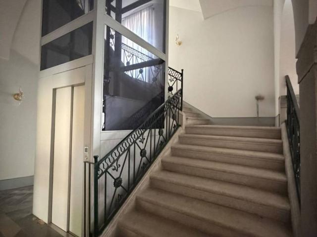 Palazzo / Stabile in vendita a Mercato San Severino SA