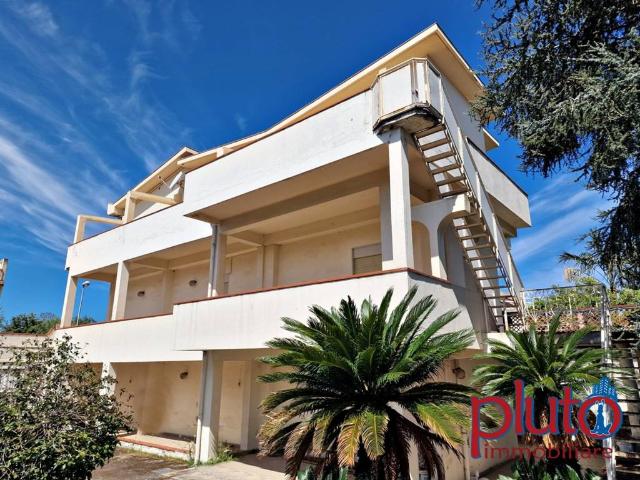 Palazzo / Stabile in vendita a Milazzo ME