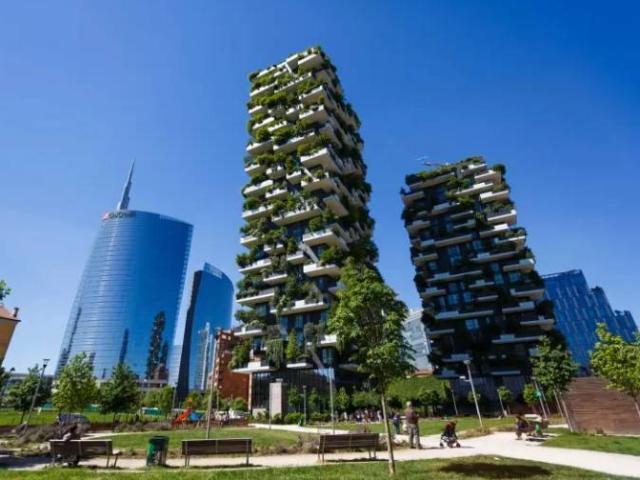 Palazzo / Stabile in vendita a Milano MI