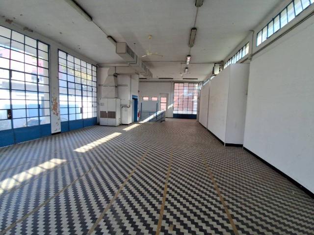Palazzo / Stabile in vendita a Milano MI