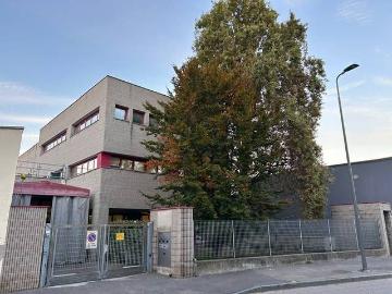 Palazzo / Stabile in vendita a Milano MI