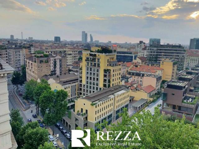 Palazzo / Stabile in vendita a Milano MI