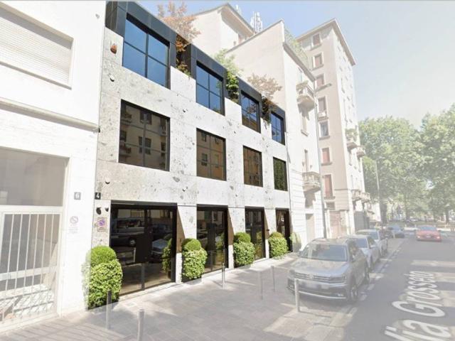 Palazzo / Stabile in vendita a Milano MI