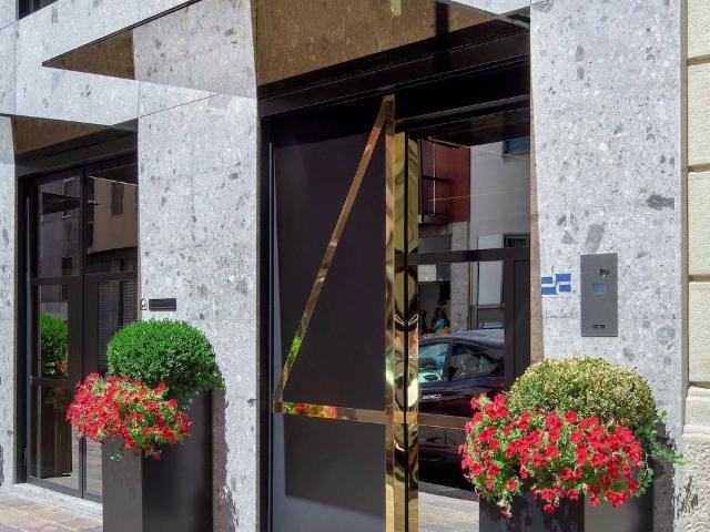 Palazzo / Stabile in vendita a Milano MI