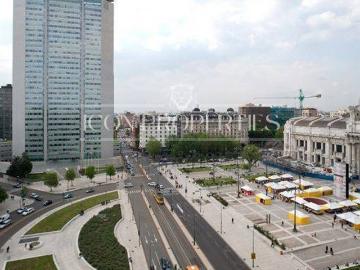 Palazzo / Stabile in vendita a Milano MI