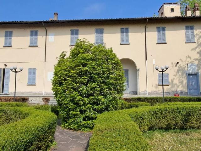 Palazzo / Stabile in vendita a Milano MI
