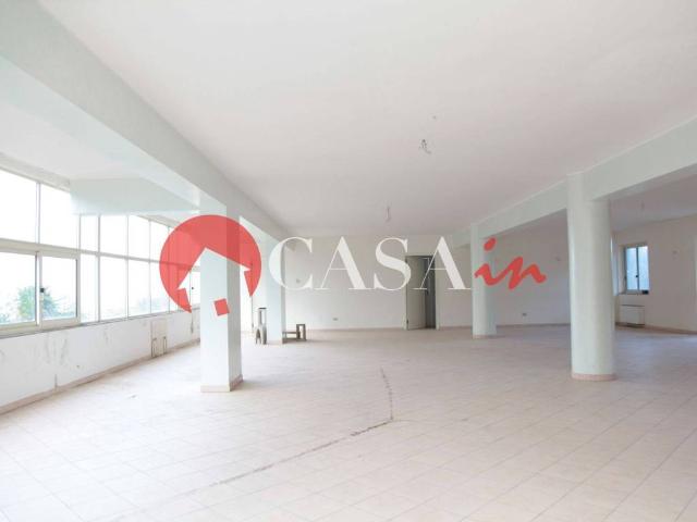 Palazzo / Stabile in vendita a Militello Rosmarino ME