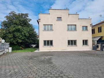 Palazzo / Stabile in vendita a Mira VE
