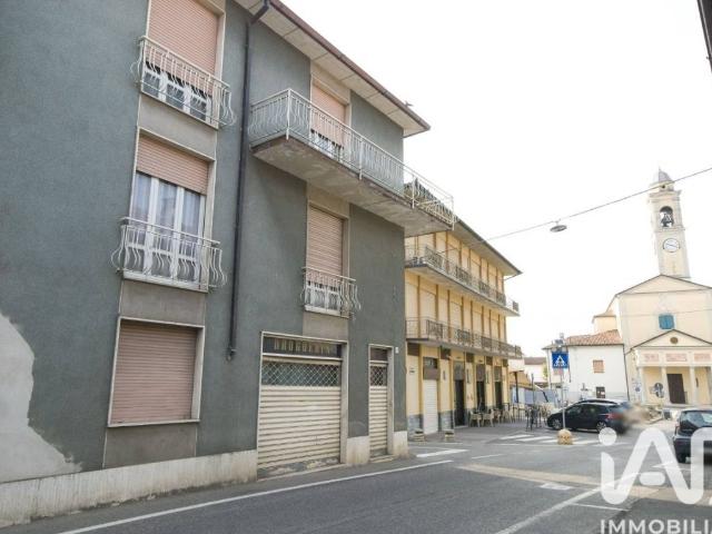 Palazzo / Stabile in vendita a Miradolo Terme PV