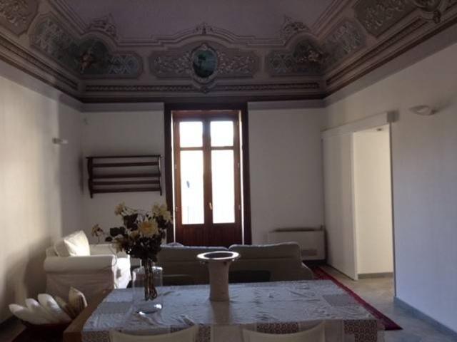 Palazzo / Stabile in vendita a Modica RG