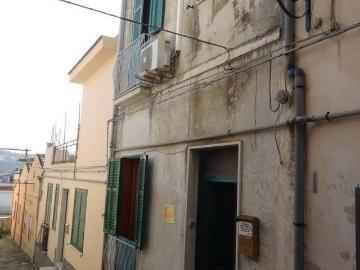 Palazzo / Stabile in vendita a Modica RG