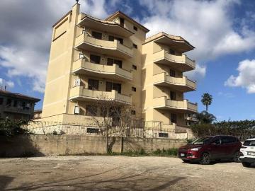 Palazzo / Stabile in vendita a Modica RG