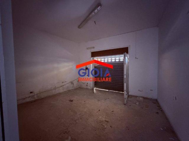 Palazzo / Stabile in vendita a Mondragone CE