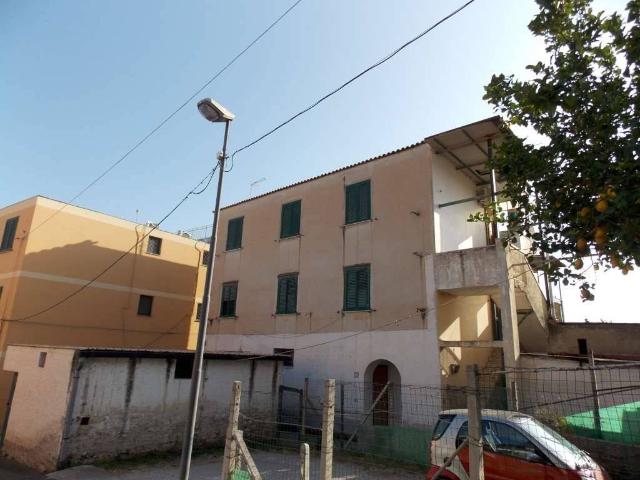 Palazzo / Stabile in vendita a Monte di Procida NA