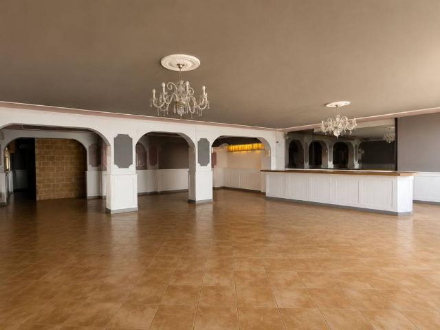 Palazzo / Stabile in vendita a Monte di Procida NA
