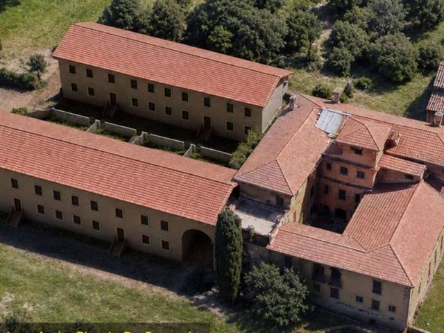 Palazzo / Stabile in vendita a Monte Porzio Catone RM