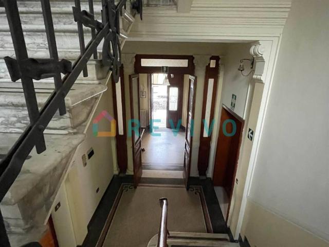 Palazzo / Stabile in vendita a Montecatini Terme PT