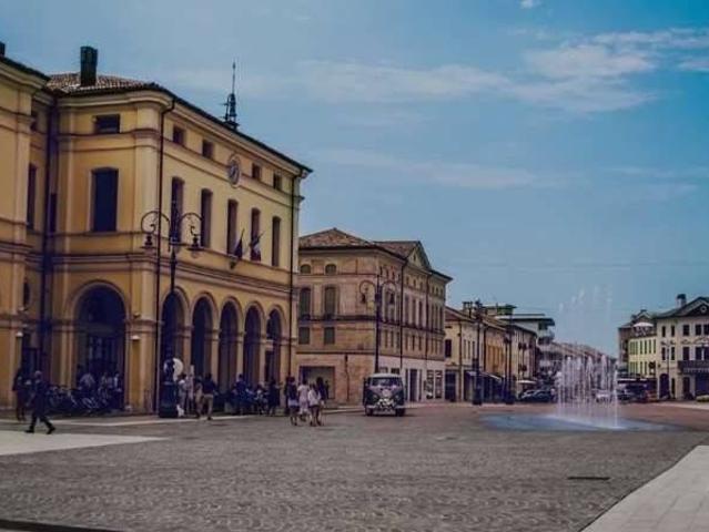 Palazzo / Stabile in vendita a Montebelluna TV