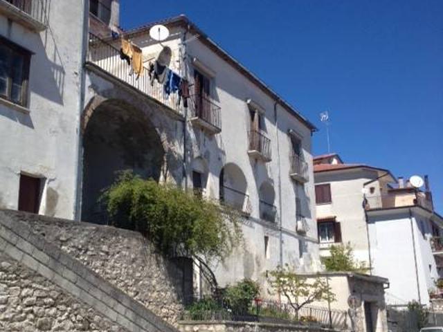 Palazzo / Stabile in vendita a Montefusco AV