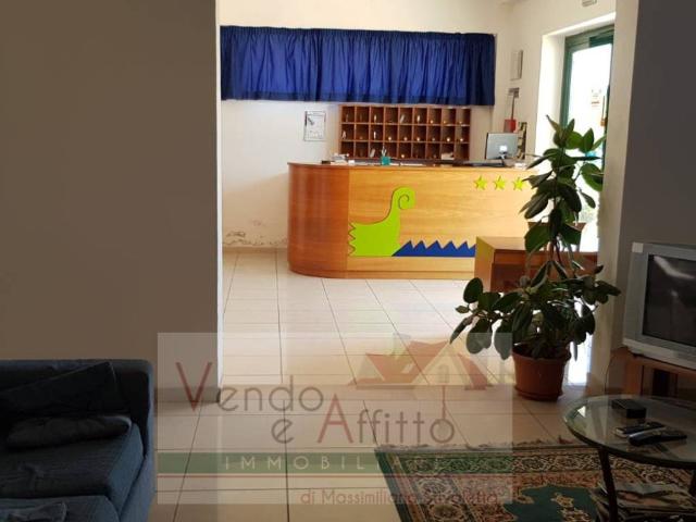 Palazzo / Stabile in vendita a Montenero di Bisaccia CB
