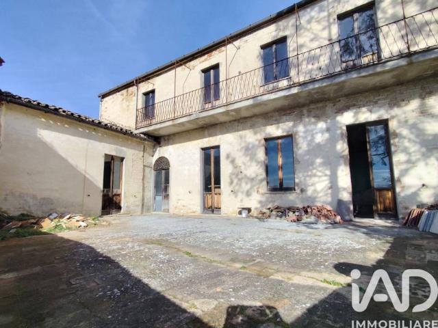 Palazzo / Stabile in vendita a Monterubbiano FM