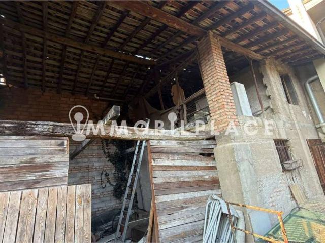 Palazzo / Stabile in vendita a Montichiari BS