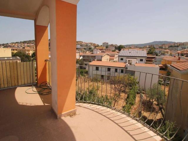 Palazzo / Stabile in vendita a Nuoro NU