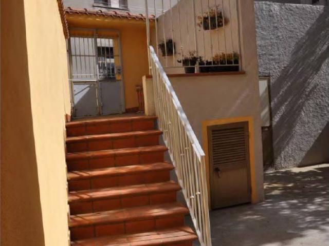 Palazzo / Stabile in vendita a Nuoro NU