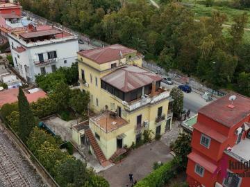 Via Bagnoli Napoli - Ascensore