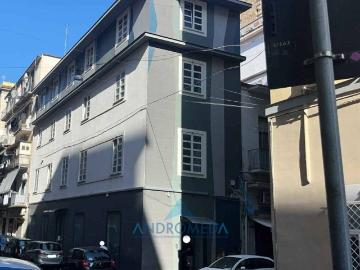 Palazzo / Stabile in vendita a Napoli NA
