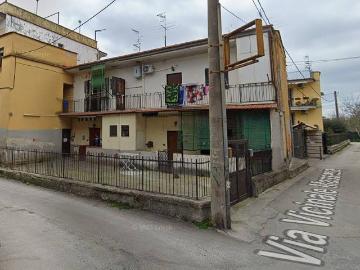 Palazzo / Stabile in vendita a Napoli NA