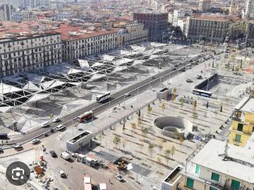 Palazzo / Stabile in vendita a Napoli NA