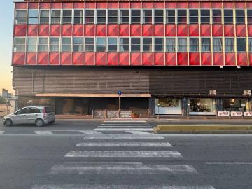 Palazzo / Stabile in vendita a Napoli NA