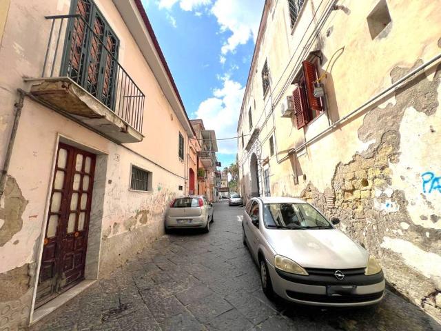 Palazzo / Stabile in vendita a Napoli NA