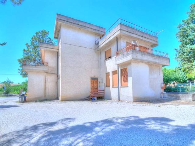 Palazzo / Stabile in vendita a Narni TR
