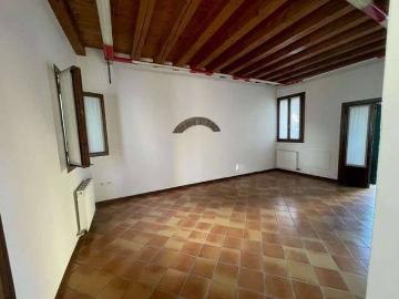 Palazzo / Stabile in vendita a Noale VE
