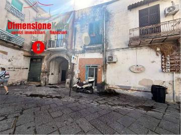 Palazzo / Stabile in vendita a Nola NA