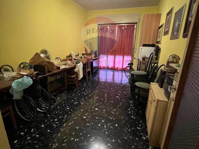 Palazzo / Stabile in vendita a Novate Milanese MI