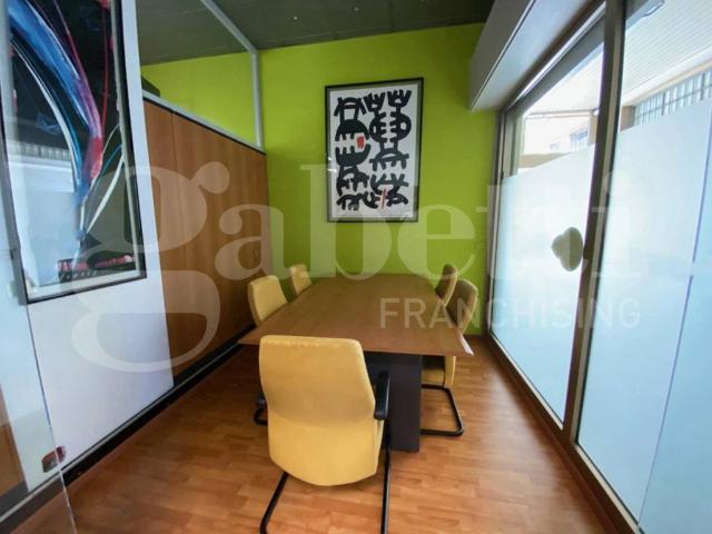 Palazzo / Stabile in vendita a Novate Milanese MI