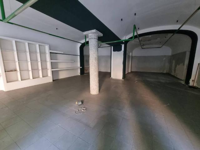 Palazzo / Stabile in vendita a Novara NO