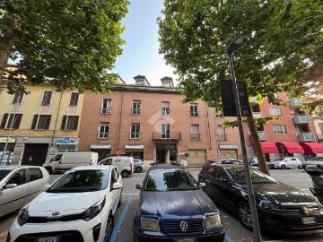 Palazzo / Stabile in vendita a Novara NO